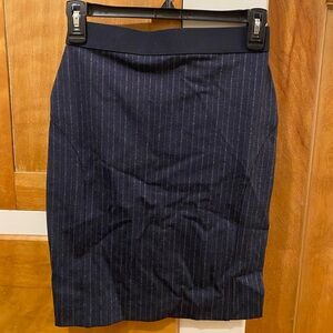 NEW Ann Taylor Navy Pencil Skirt with Subtle Stripes Size 00P